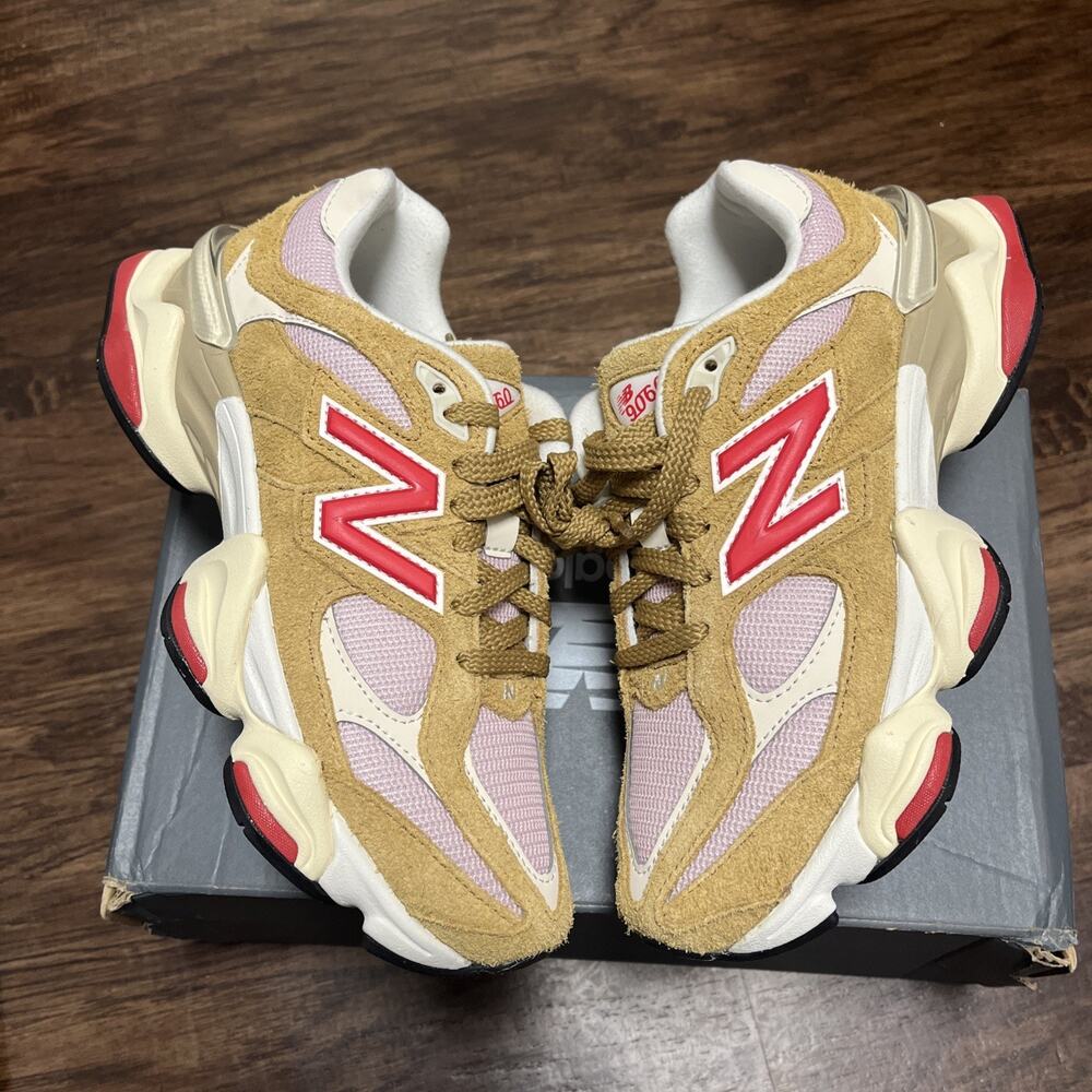 New Balance 9060 Beige Pink Sneakers Women’s Size 7 New With Box